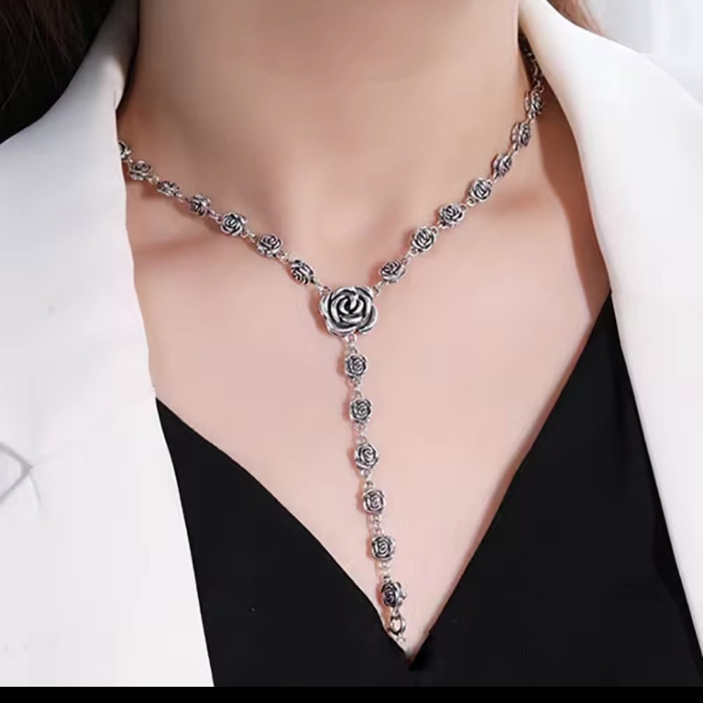 CLEARANCE .925 Ster Silver Elegant 925 Stamped Necklece Is Not Heavy On The Neck